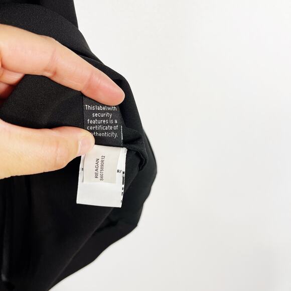 Diane Von Furstenberg P XSP Black Reagan VNeck Draped Sleeveless Blouse Top - Picture 8 of 10